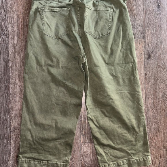 Torrid size 14 olive green pants - Picture 8 of 8